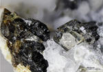 Eifel Mineralien Bellerberg Monticellit