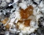 Eifel Mineralien Bellerberg Melilith